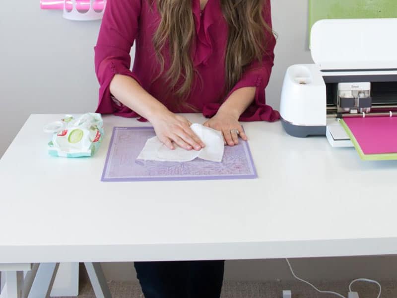 Clean Cricut Cutting Mat